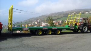Rimorchi agricoli - Trasporto cingolati rotoballe 3 assi ravvicinati - C409-A9